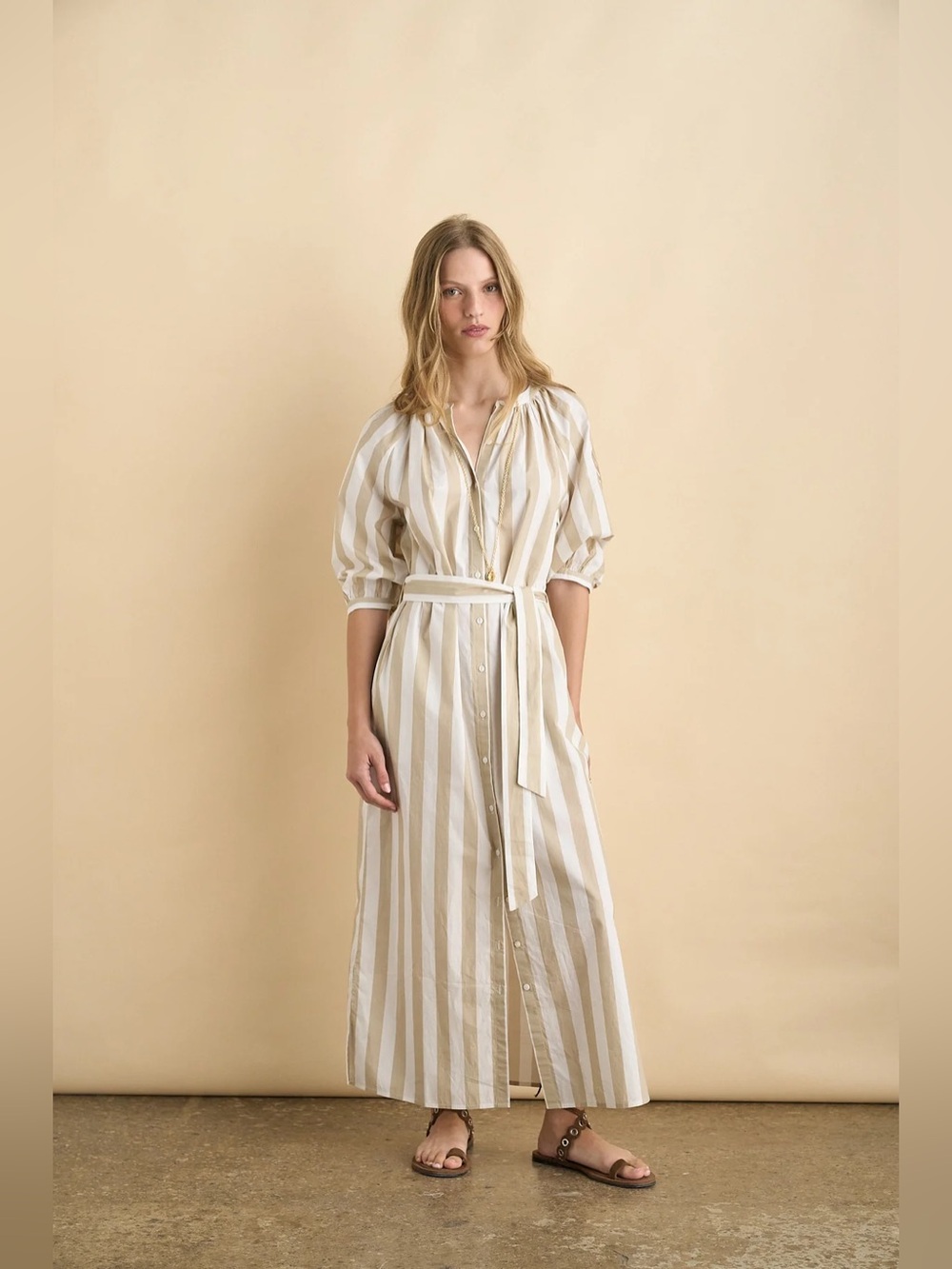 Serena Dress Sand